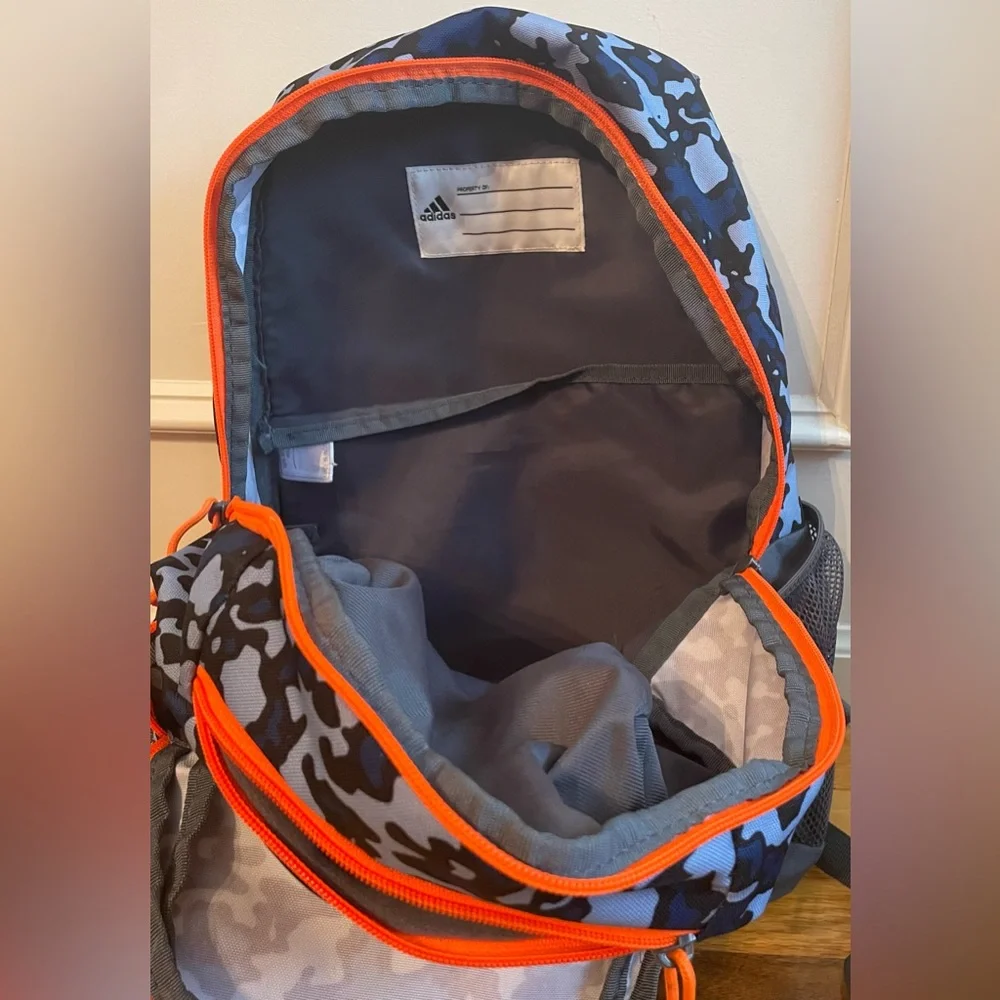 BACKPACK